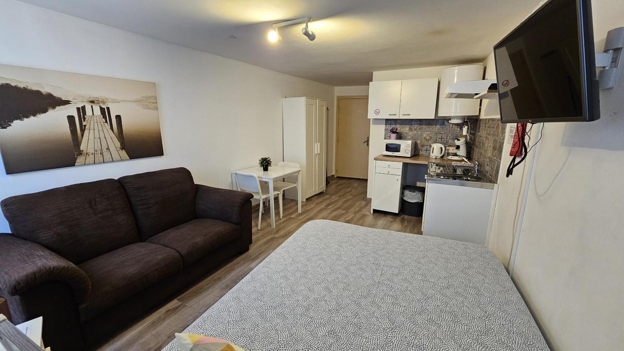 เชซ์ เอสมารา เอต์ ฟิลิปป์ โฟร์เช Apartment บรัสเซลส์ ภายนอก รูปภาพ
